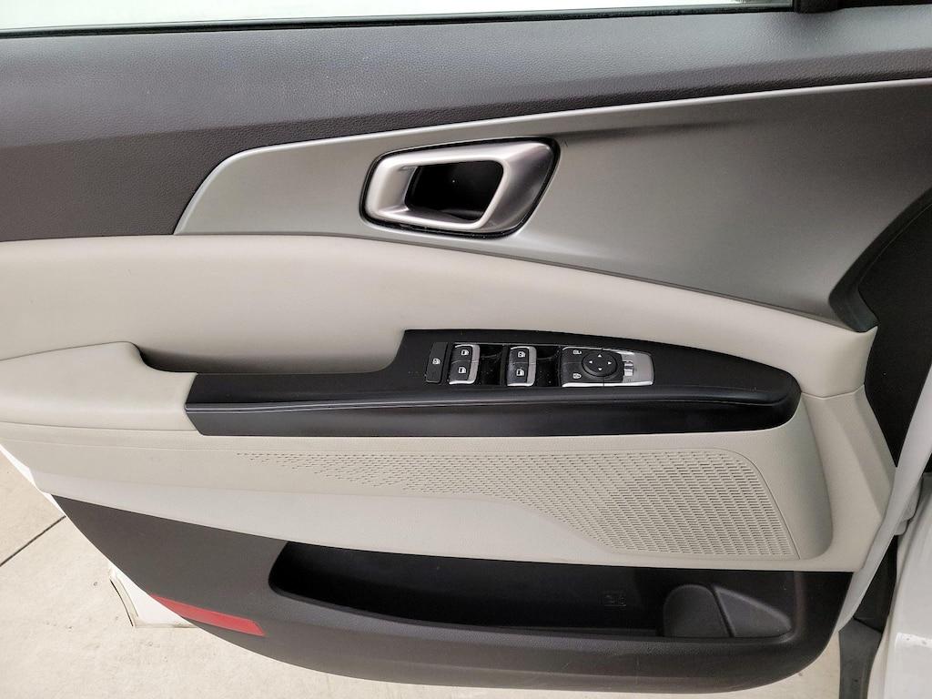 used 2022 Kia Carnival car, priced at $25,998