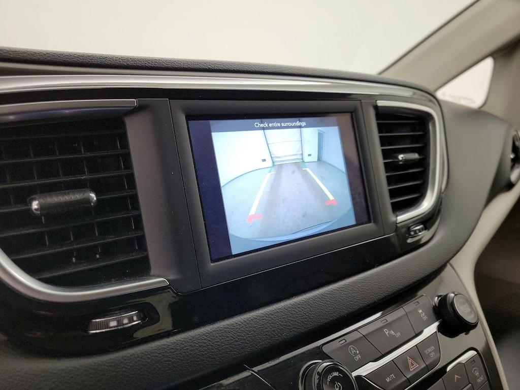 used 2020 Chrysler Pacifica car, priced at $21,998