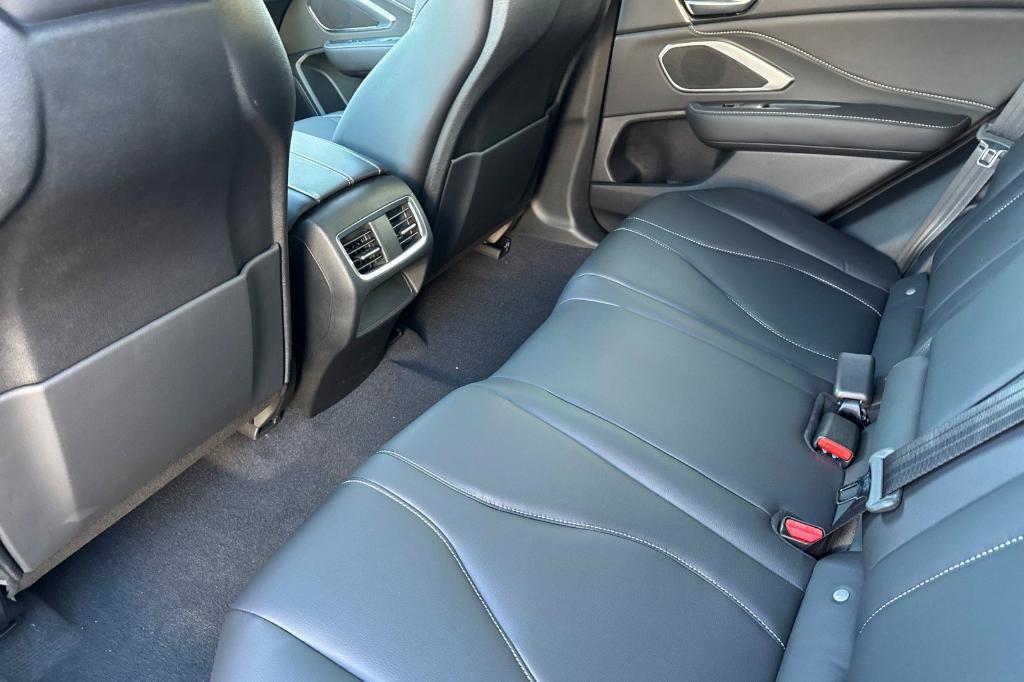 new 2026 Acura RDX car, priced at $47,050