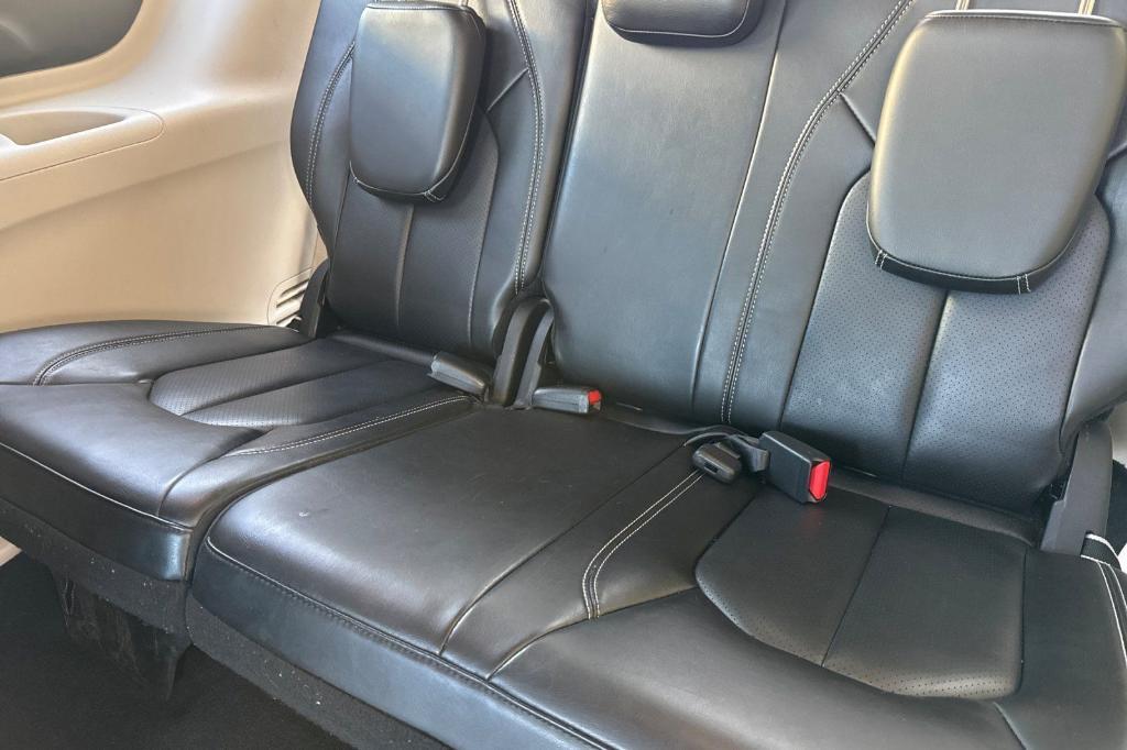used 2023 Chrysler Pacifica car, priced at $22,399