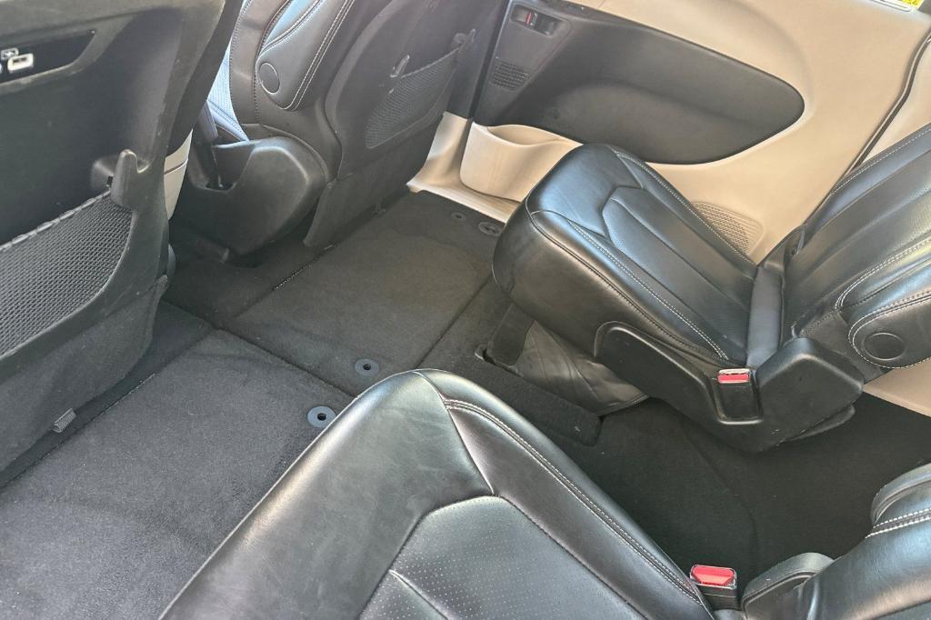 used 2023 Chrysler Pacifica car, priced at $22,399