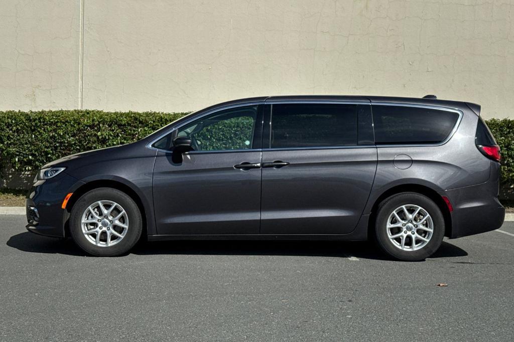 used 2023 Chrysler Pacifica car, priced at $22,399