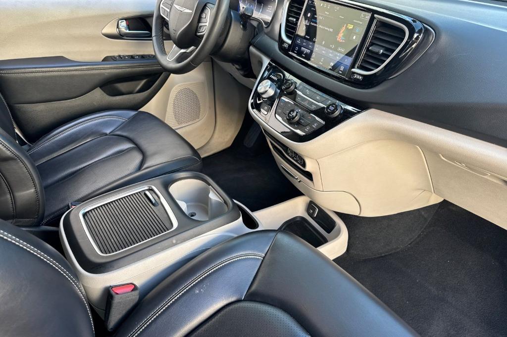 used 2023 Chrysler Pacifica car, priced at $22,399