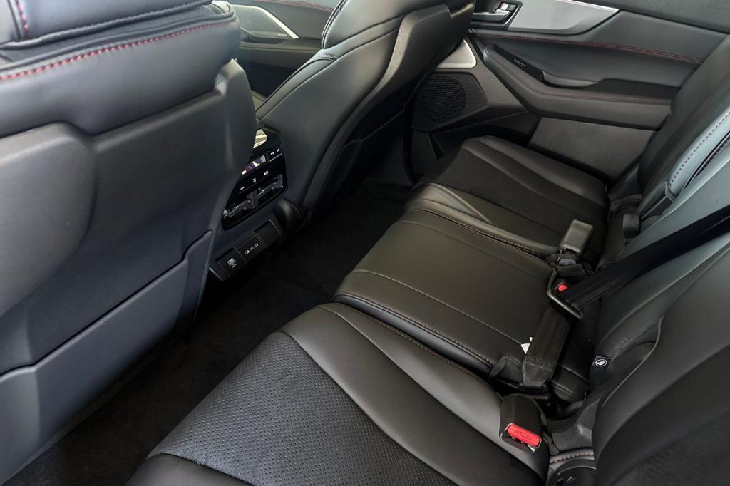 new 2026 Acura MDX car, priced at $64,350