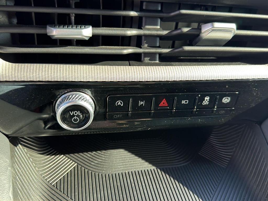 used 2025 Ford Explorer car, priced at $32,944