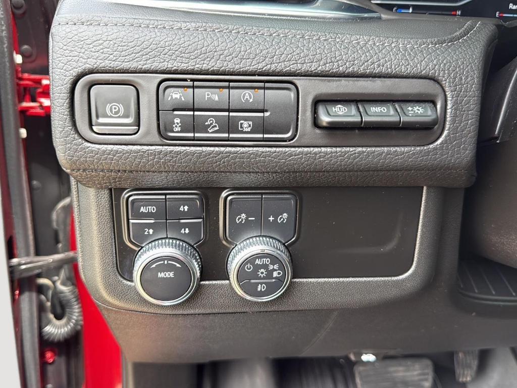 used 2023 GMC Yukon car, priced at $51,394