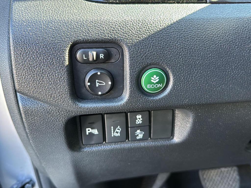 used 2016 Honda Pilot car, priced at $12,628