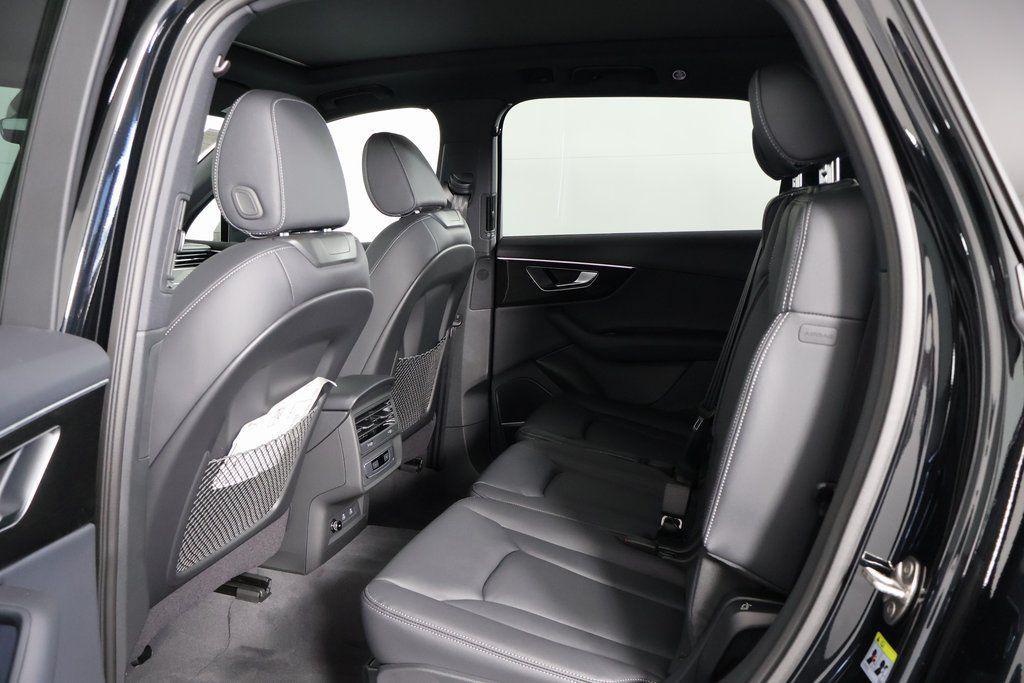 new 2026 Audi Q7 car, priced at $67,470