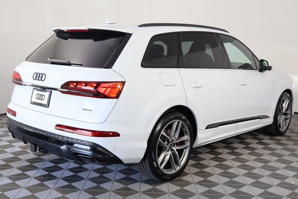 new 2026 Audi Q7 car, priced at $85,285
