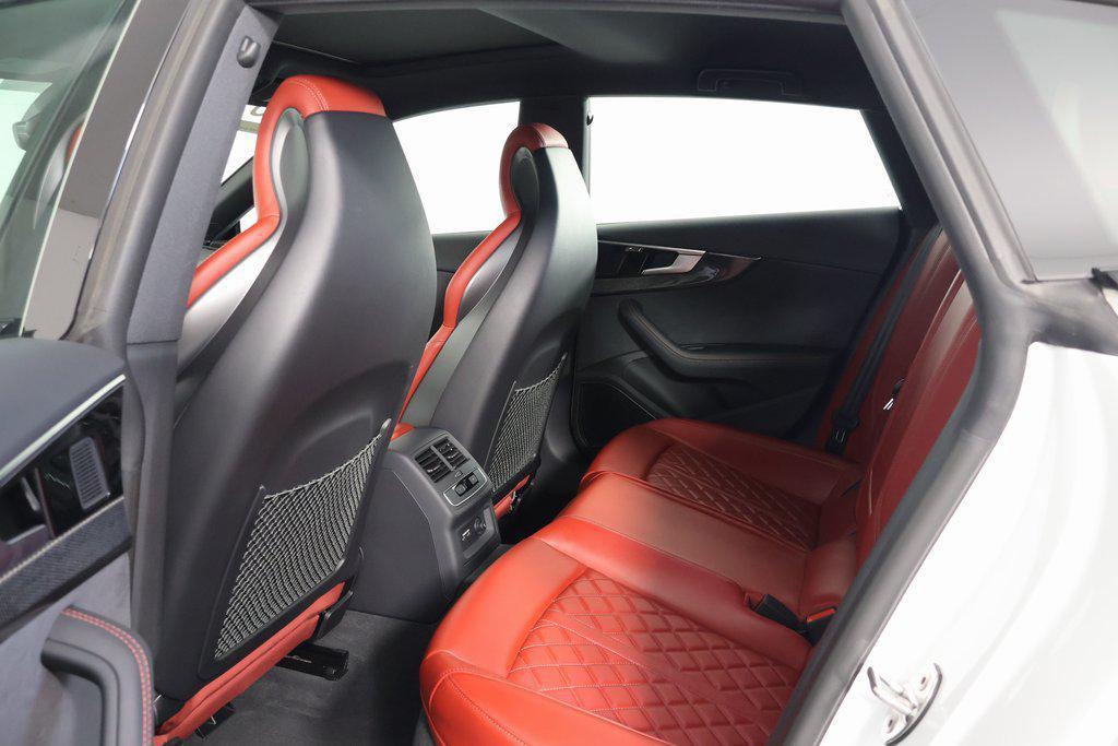 Audi S5 view 11