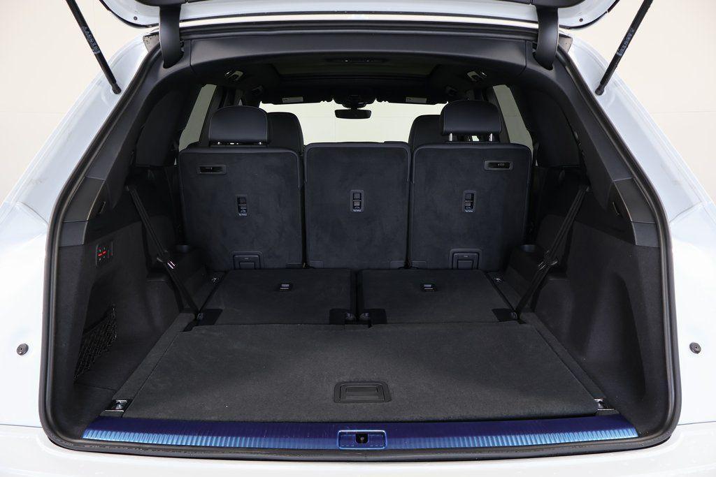 new 2026 Audi Q7 car, priced at $72,840