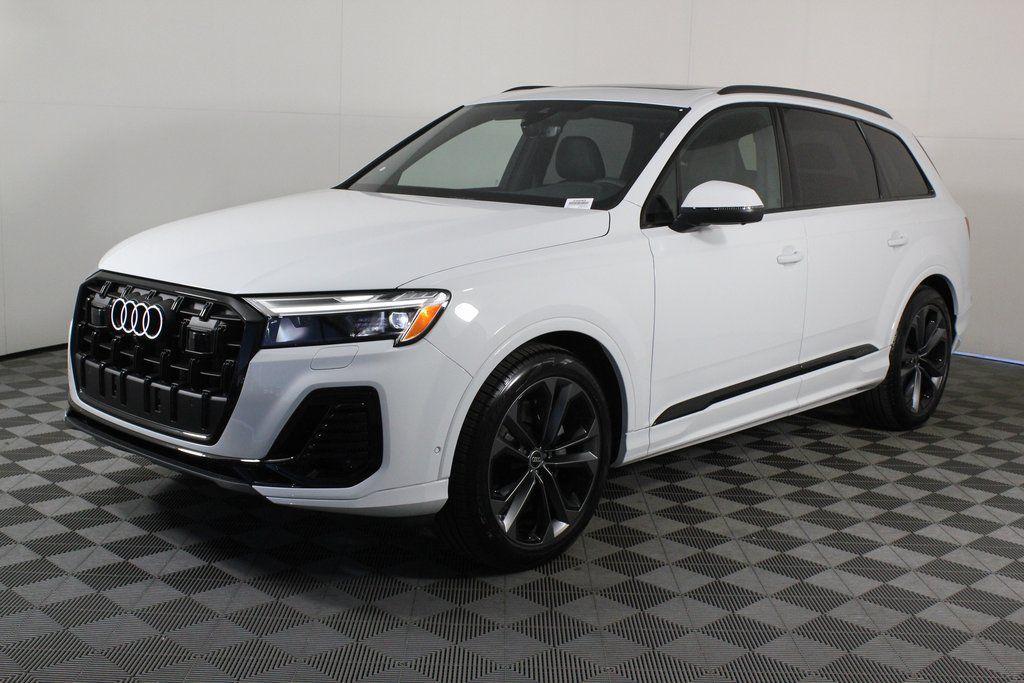 new 2026 Audi Q7 car, priced at $78,595