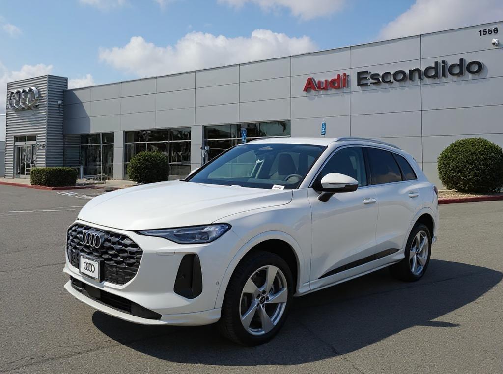 new 2025 Audi Q5 car, priced at $60,350