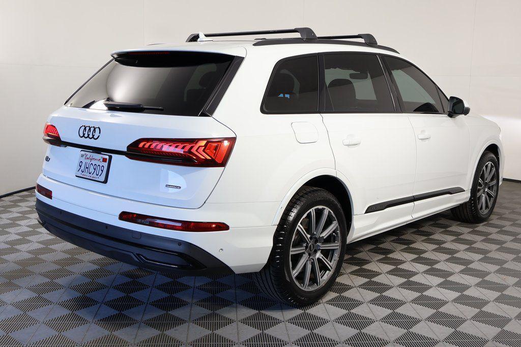 used 2023 Audi Q7 car, priced at $38,495