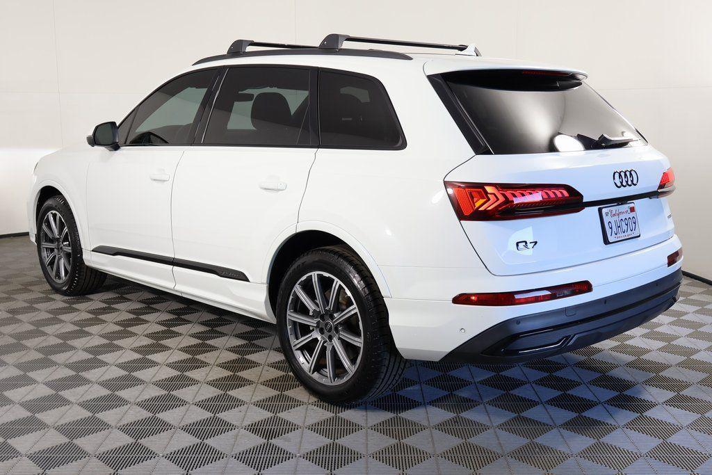 used 2023 Audi Q7 car, priced at $38,495