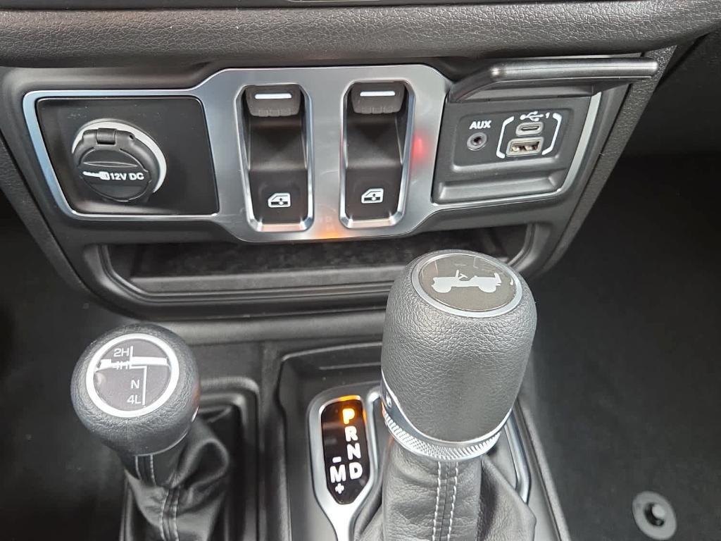 new 2026 Jeep Wrangler car, priced at $41,545