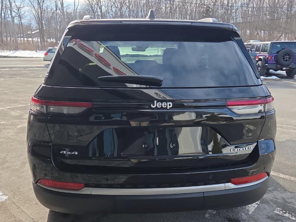 new 2026 Jeep Grand Cherokee car, priced at $50,225