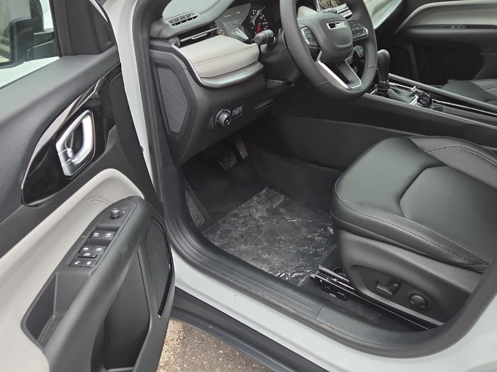 new 2026 Jeep Compass car, priced at $34,110