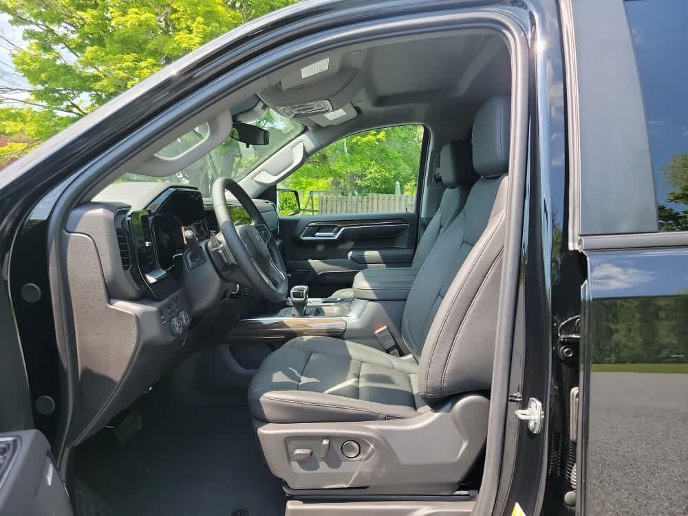 new 2026 Chevrolet Silverado 1500 car, priced at $72,015