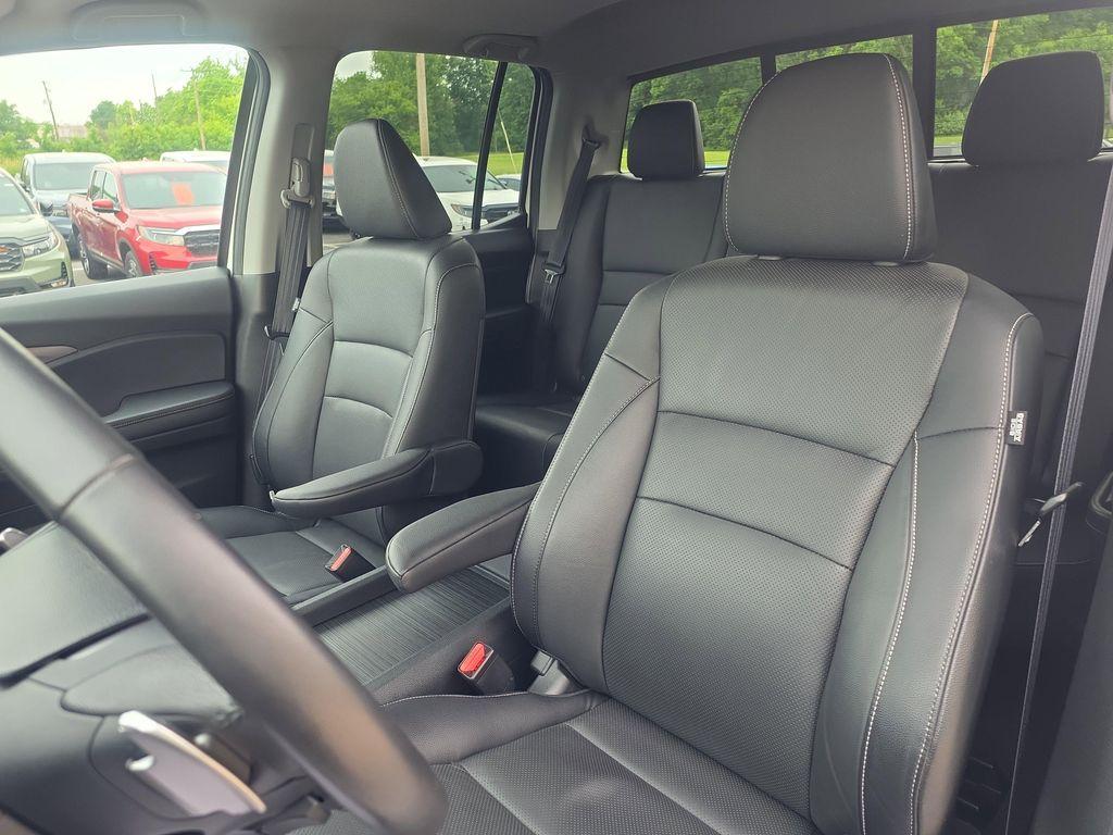 used 2023 Honda Ridgeline car, priced at $30,487