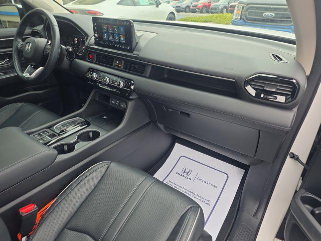 used 2023 Honda Pilot car, priced at $42,699