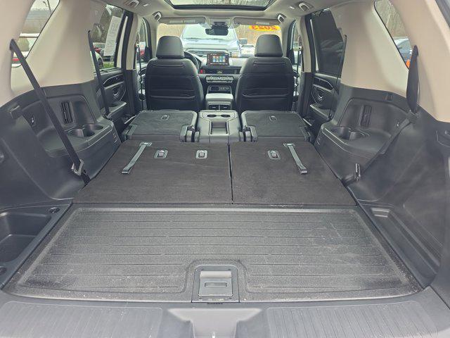 used 2023 Honda Pilot car, priced at $42,699