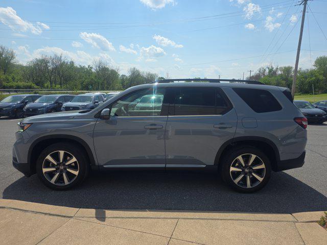 used 2025 Honda Pilot car, priced at $46,085
