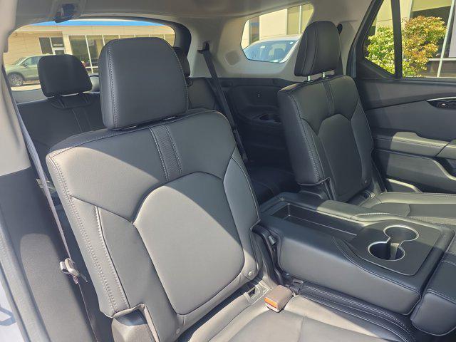 used 2025 Honda Pilot car, priced at $46,085