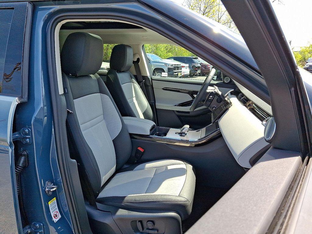 used 2025 Land Rover Range Rover Evoque car, priced at $52,990