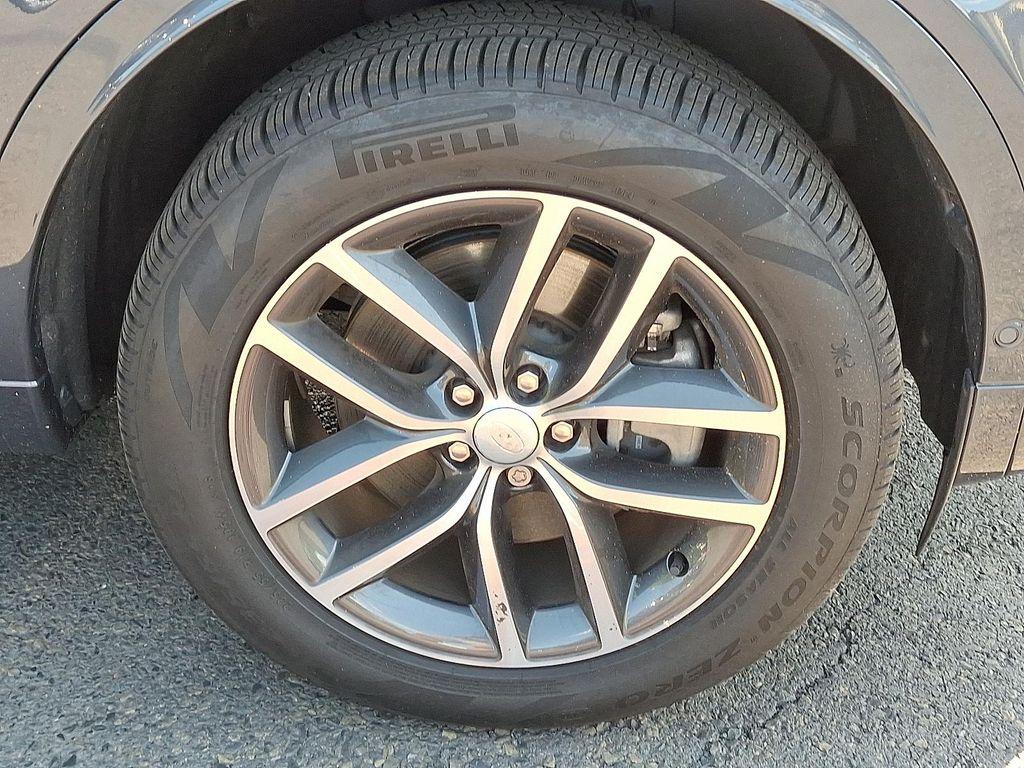 used 2025 Land Rover Discovery Sport car, priced at $39,990