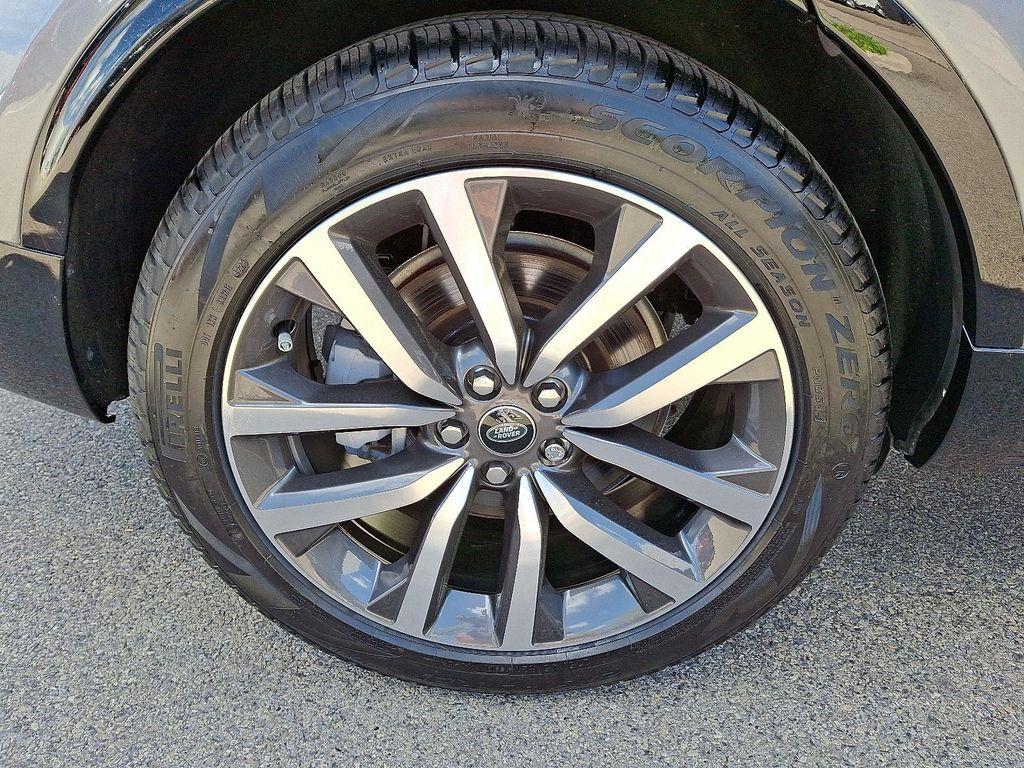 used 2024 Land Rover Discovery car, priced at $55,990