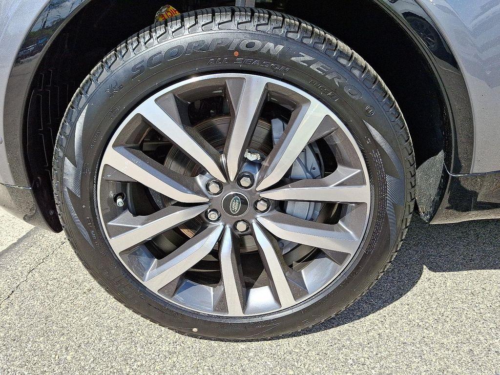 used 2024 Land Rover Discovery car, priced at $55,990
