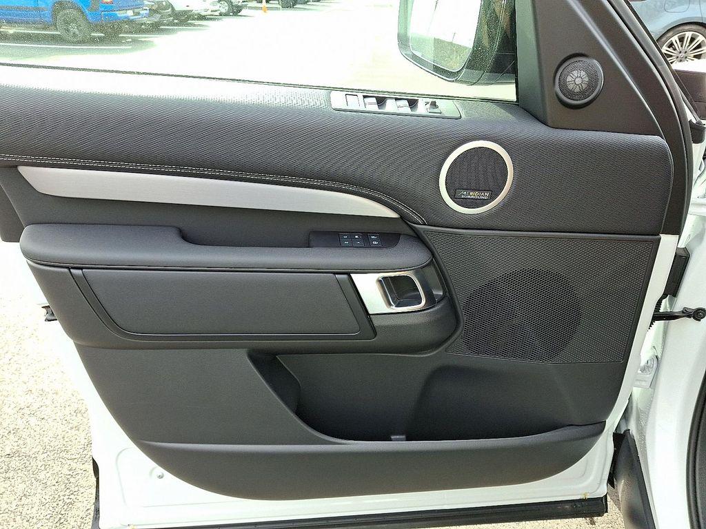 new 2026 Land Rover Discovery car, priced at $80,376