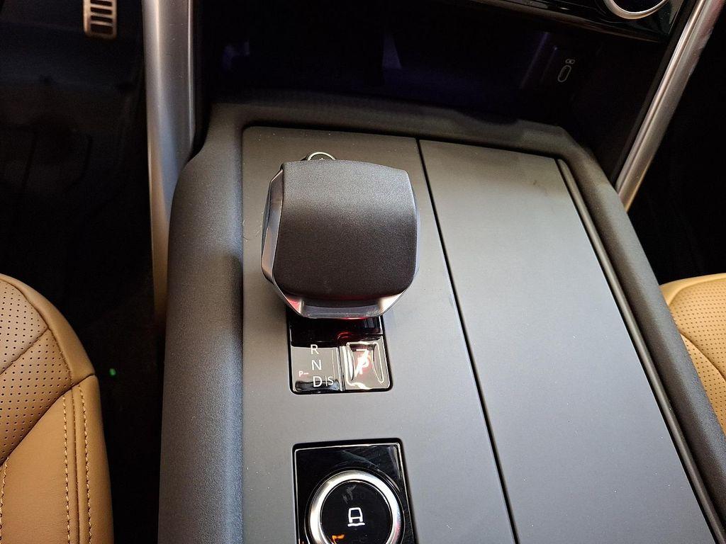 new 2026 Land Rover Discovery car, priced at $80,376