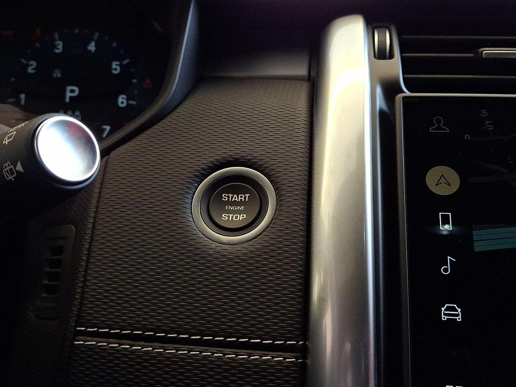 new 2026 Land Rover Discovery car, priced at $80,376