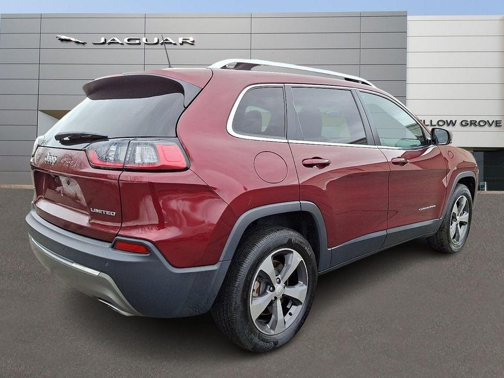 used 2019 Jeep Cherokee car, priced at $15,990
