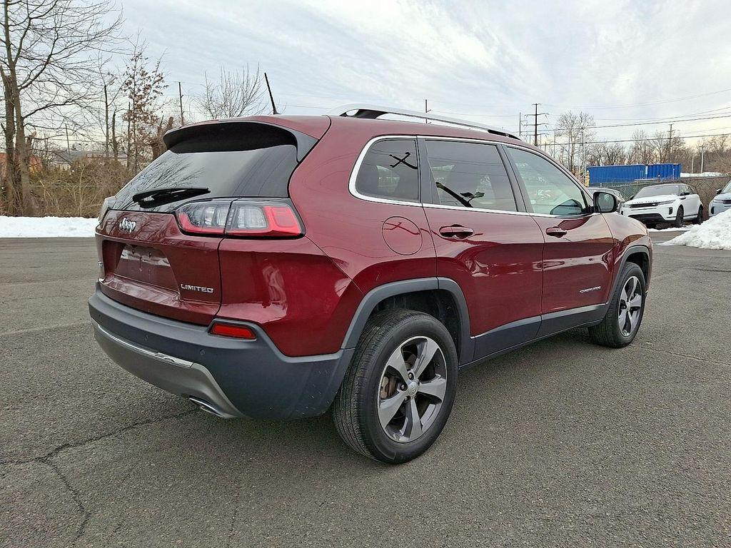 used 2019 Jeep Cherokee car, priced at $15,990