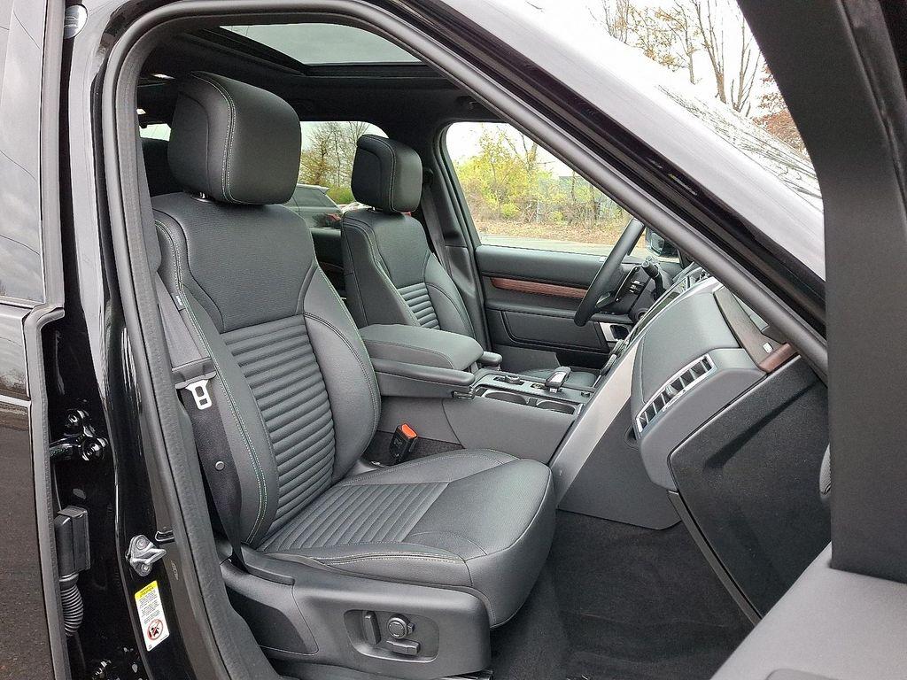 used 2025 Land Rover Discovery car, priced at $49,990
