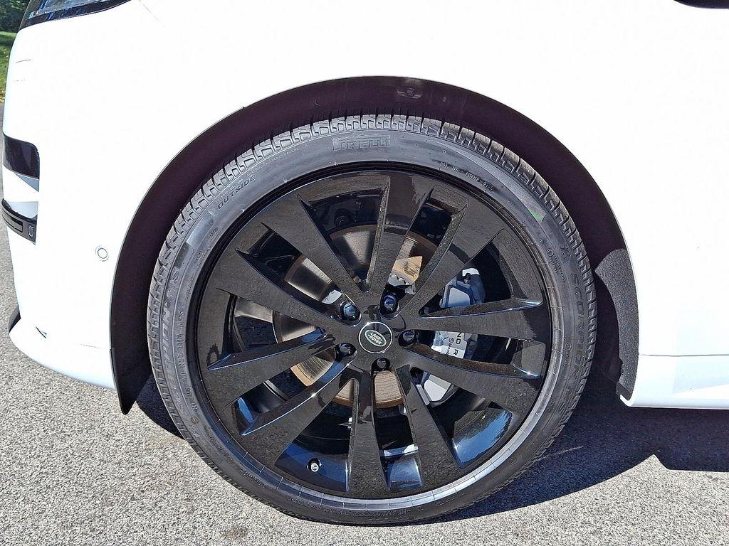 new 2025 Land Rover Range Rover Sport car, priced at $109,245