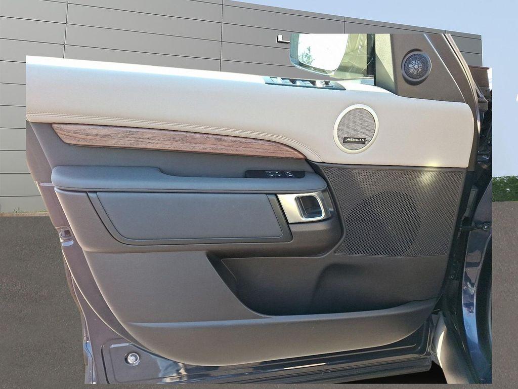 used 2018 Land Rover Discovery car, priced at $19,990