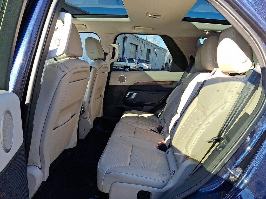 used 2018 Land Rover Discovery car, priced at $19,990