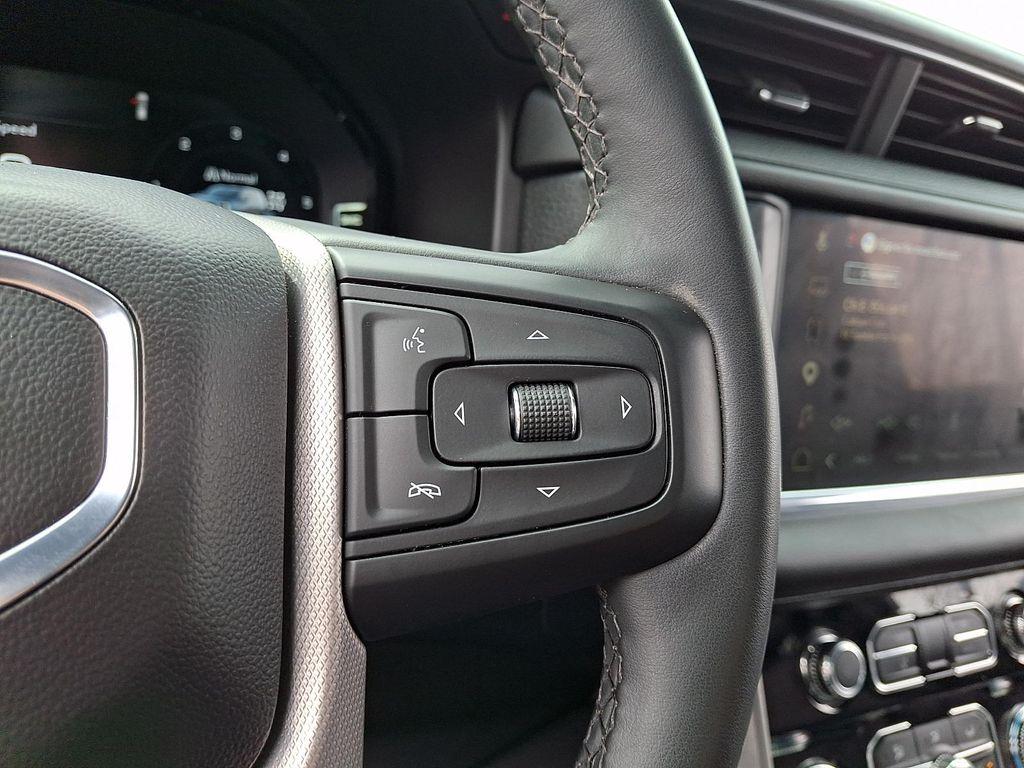 used 2023 GMC Yukon car, priced at $58,990