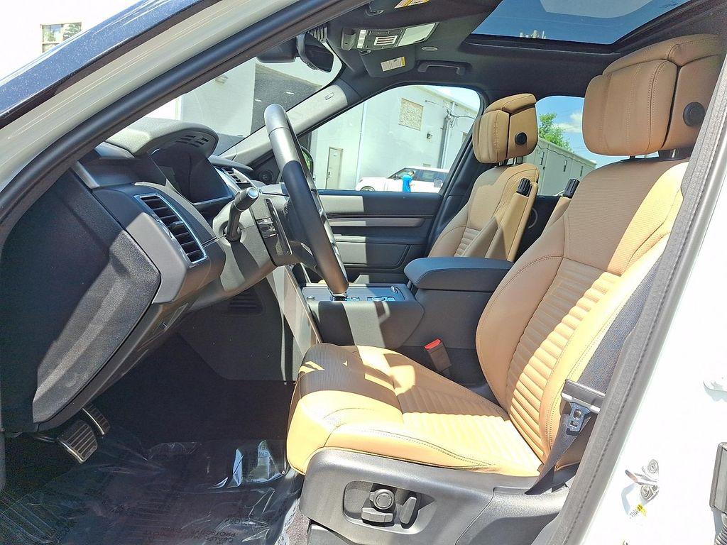 used 2025 Land Rover Discovery car, priced at $64,480