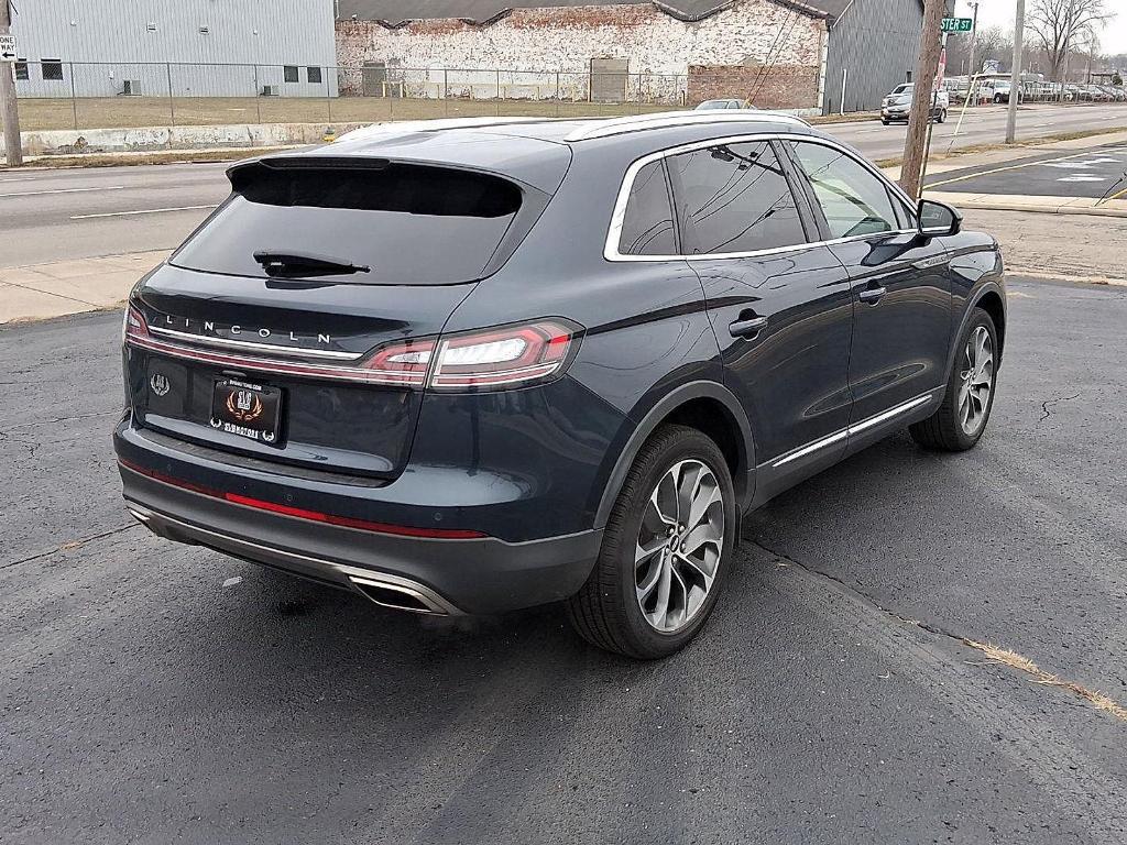 used 2022 Lincoln Nautilus car, priced at $32,200
