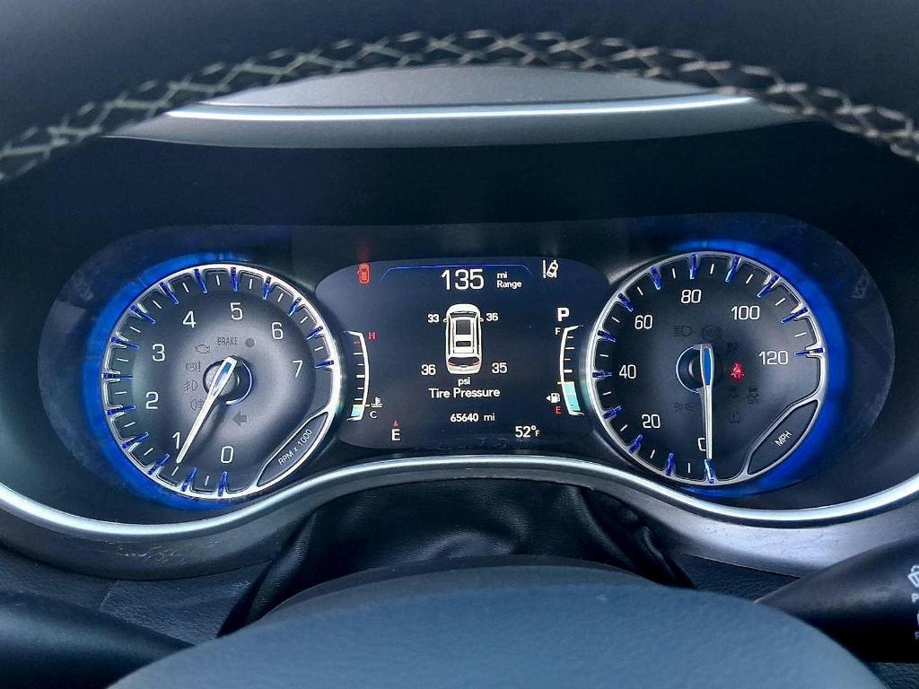 used 2024 Chrysler Pacifica car, priced at $26,800