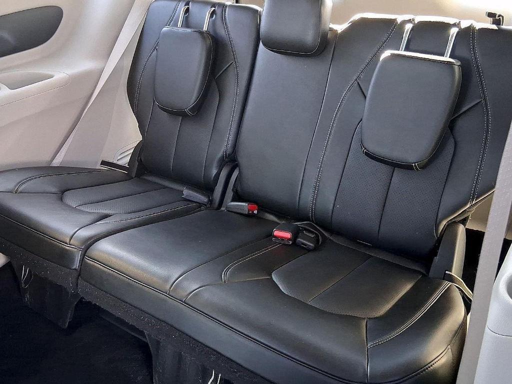 used 2024 Chrysler Pacifica car, priced at $26,800