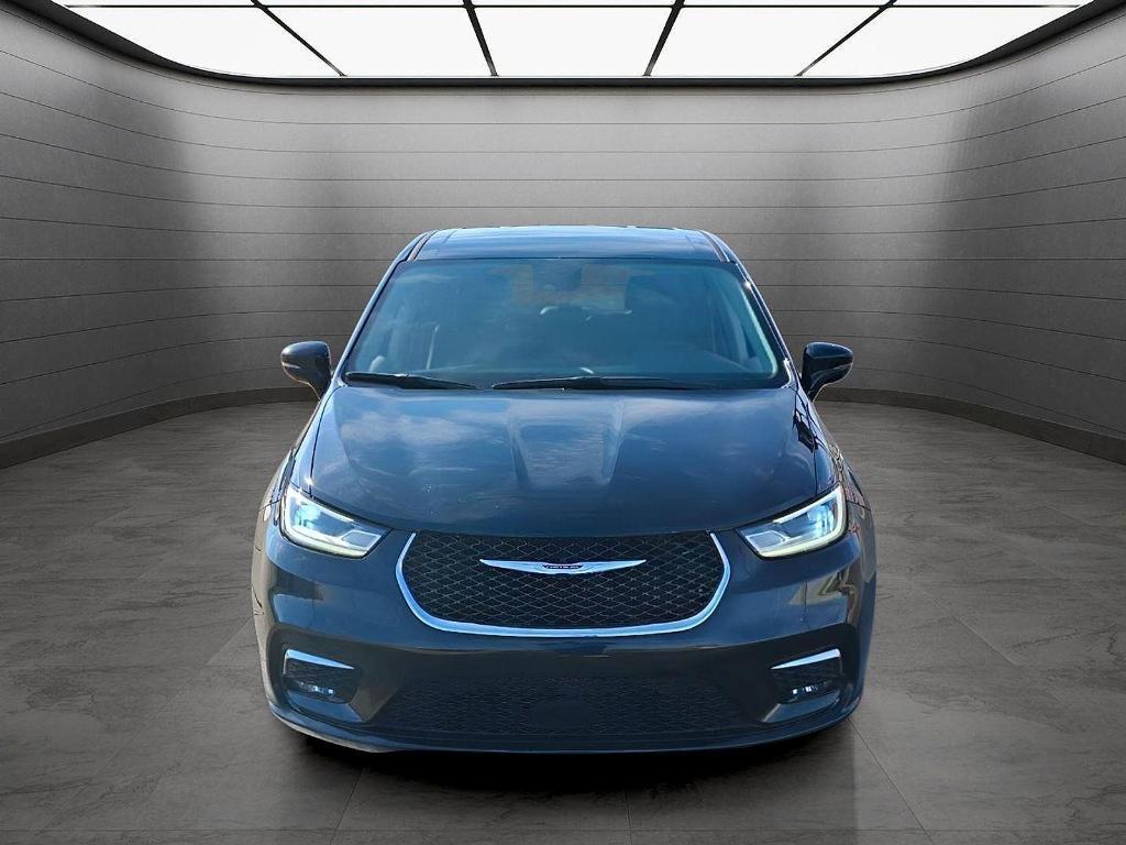 used 2024 Chrysler Pacifica car, priced at $26,800