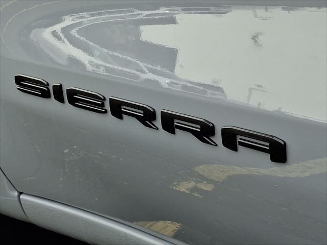 new 2025 GMC Sierra 1500 car, priced at $45,230