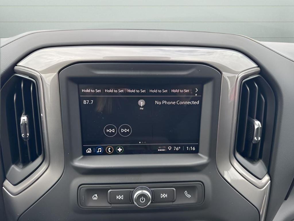 new 2025 GMC Sierra 1500 car, priced at $47,177