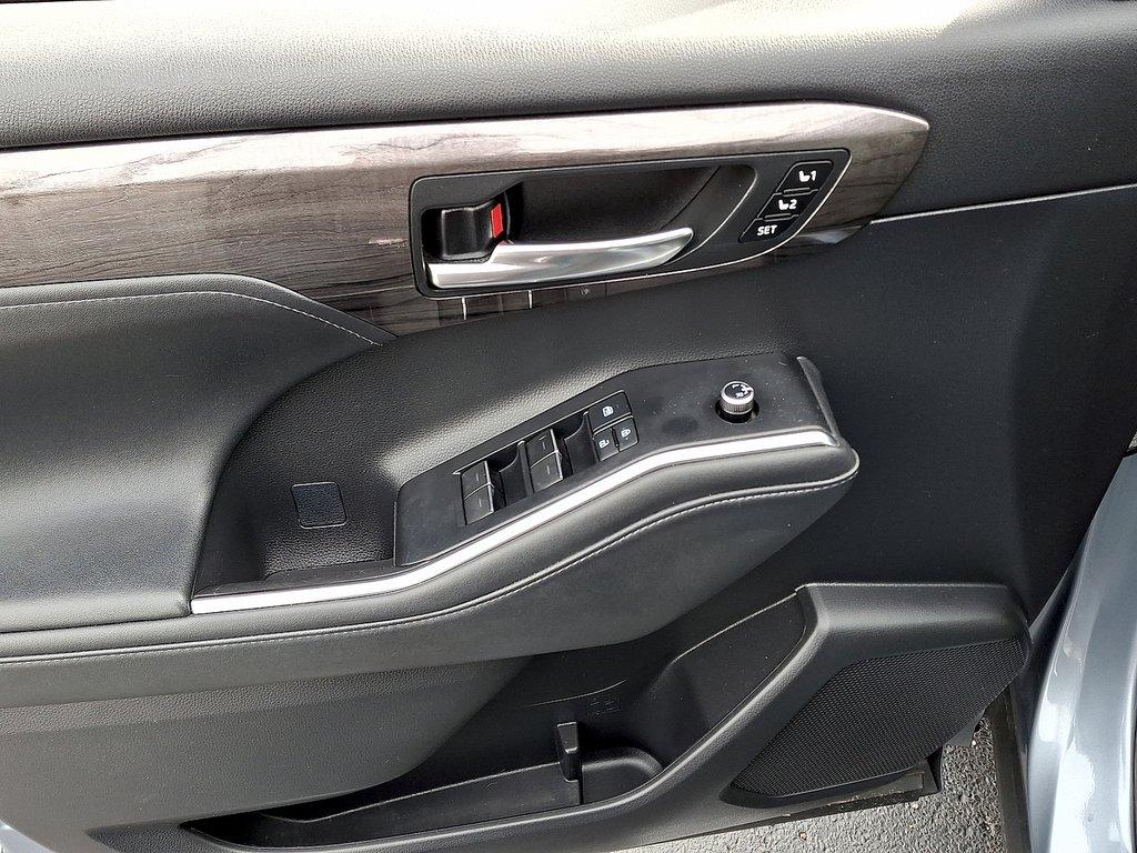 used 2021 Toyota Highlander car, priced at $30,000
